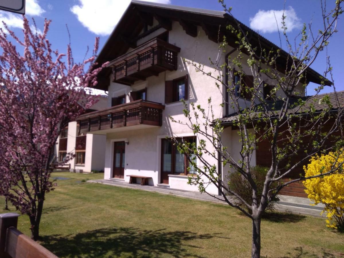 Casa Dello Sciatore บอร์มิโอ ภายนอก รูปภาพ