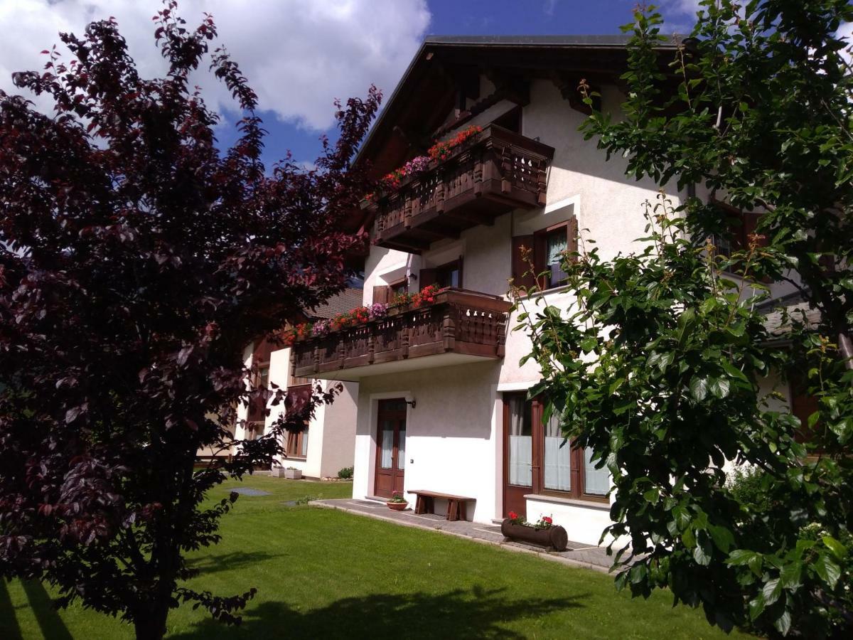 Casa Dello Sciatore บอร์มิโอ ภายนอก รูปภาพ